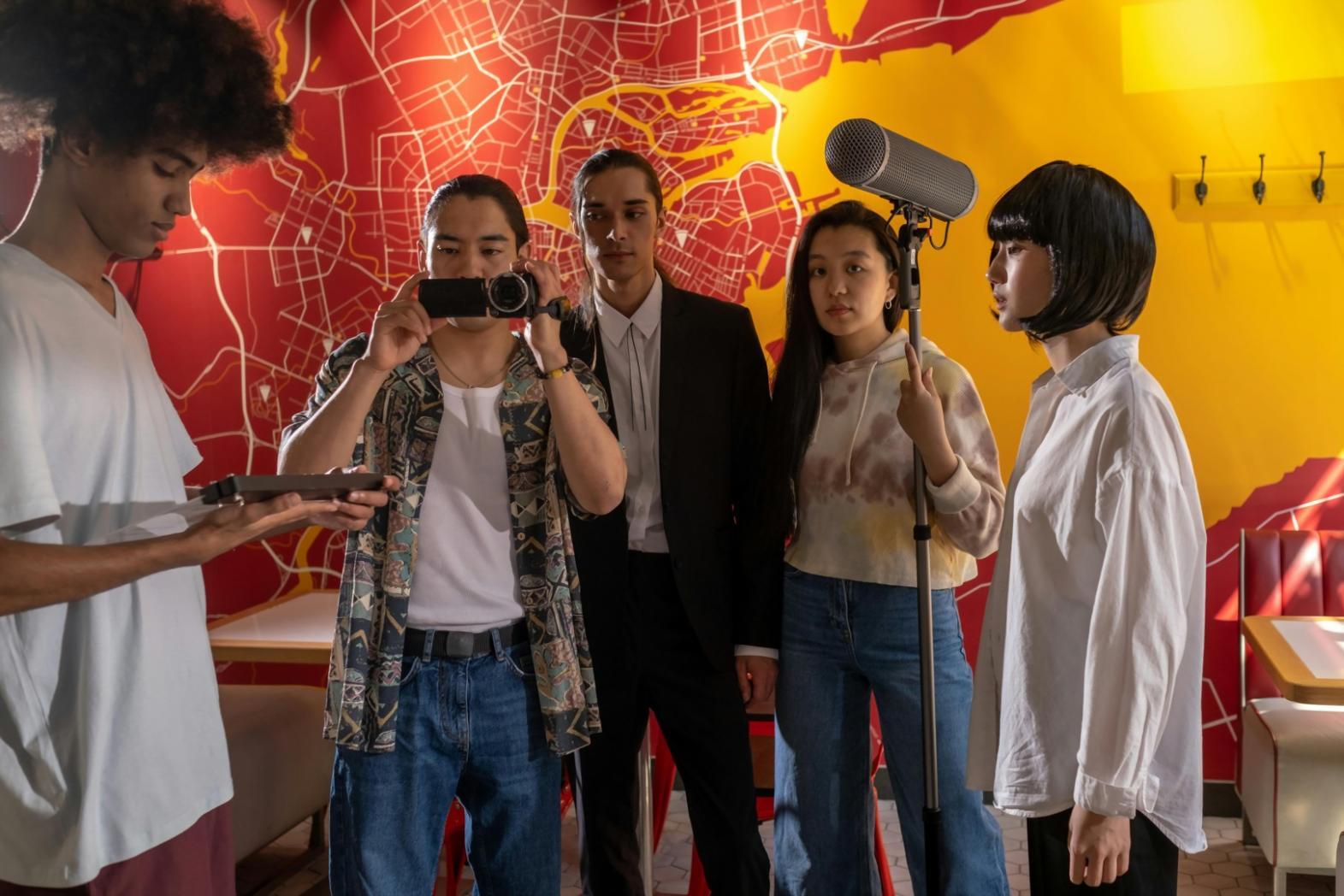 Групове заняття з техніки імпровізації на онлайн-платформі